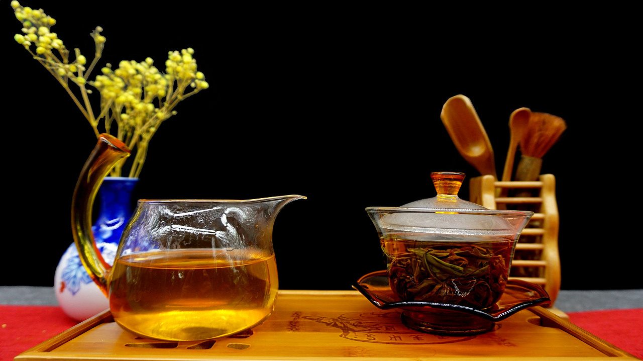 厚膜加熱技術(shù)與泡茶機結合的應用